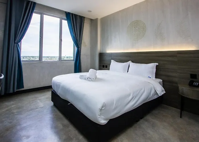 Sri Indar Hotel & Suites